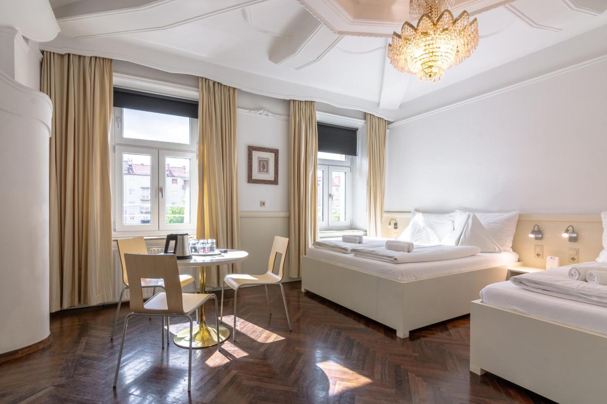 Hotel Ekono By Leva Strasser 3*