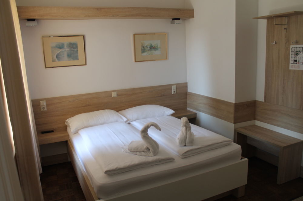 Hotel Ekono By Leva Strasser Štýrský Hradec