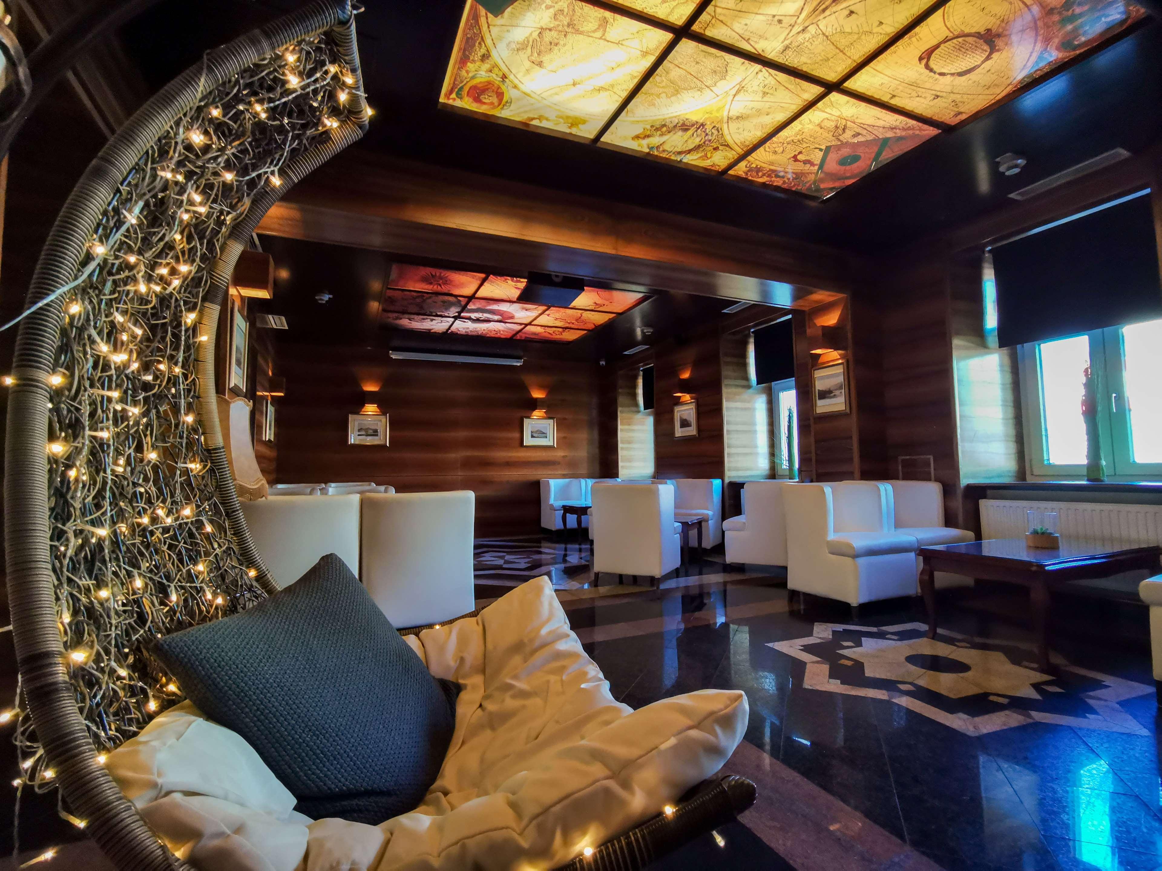 Western Strasser Hotel 3*